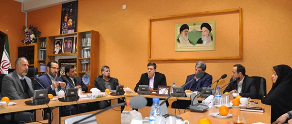 دکتر خنیفر در شورای عالی فرهنگیان استان خراسان رضوی:

بزرگترین ماموریت دانشگاه فرهنگیان برگرداندن  تربیت معلم ها بر روی ریل اصلی خود است 2