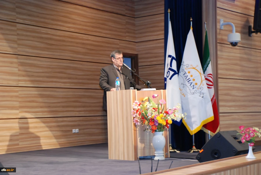 دکتر ساکی در ائین اختتامیه 3