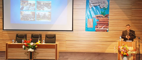 دکتر ساکی در آئین اختتامیه جشنواره پویش و تجلیل از پژوهشگران برتر تاکید کرد:

برای دسترسی به جامعه دانایی محور باید تربیت معلم پژوهش محور باشد 2