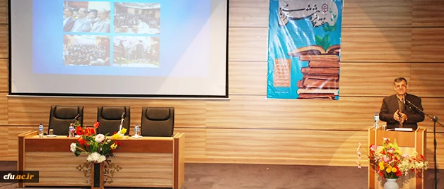 دکتر ساکی در آئین اختتامیه جشنواره پویش و تجلیل از پژوهشگران برتر تاکید کرد:

برای دسترسی به جامعه دانایی محور باید تربیت معلم پژوهش محور باشد 2