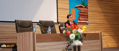 سرپرست دانشگاه فرهنگیان در آئین اختتامیه دومین جشنواره دانشجومعلمان پژوهشگر:

دوران طلایی بشر دوران حرکت به سمت پژوهش است، باید با جرات در عرصه های بکر و کار نشده ورود پیدا کنیم