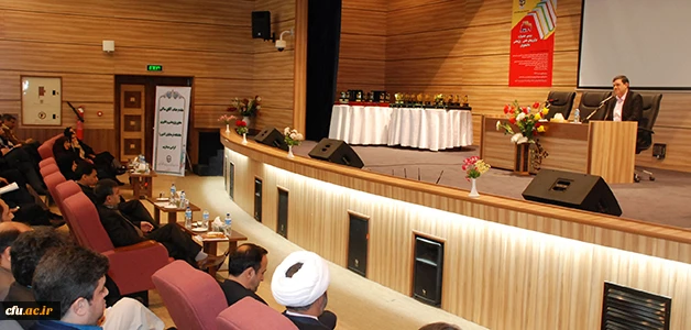 سرپرست دانشگاه فرهنگیان در آئین اختتامیه دومین جشنواره دانشجومعلمان پژوهشگر:

دوران طلایی بشر دوران حرکت به سمت پژوهش است، باید با جرات در عرصه های بکر و کار نشده ورود پیدا کنیم 4