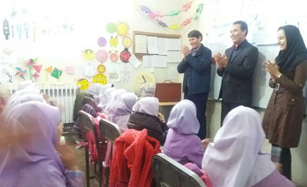 در مدارس یکی از روستا های شهرستان بستان آباد انجام شد:

دیدار با دانش آموختگان دانشگاه فرهنگیان آذربایجان شرقی 2