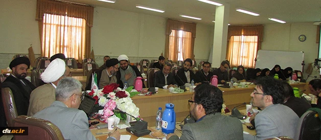نشست هم اندیشی اساتید دانشگاه فرهنگیان استان مرکزی برگزار شد 2
