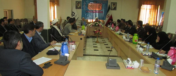 نشست هم اندیشی اساتید دانشگاه فرهنگیان استان مرکزی برگزار شد 3