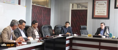 با حضور دکتر خنیفر و نمایندگان مدیریت آموزش و پرورش خوزستان انجام شد:

بررسی مسائل تربیت معلم در استان خوزستان