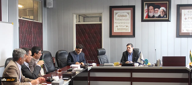 با حضور دکتر خنیفر و نمایندگان مدیریت آموزش و پرورش خوزستان انجام شد:

بررسی مسائل تربیت معلم در استان خوزستان 5