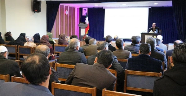 در پردیس آیت الله خامنه ای گرگان برگزار شد:

دوره آموزشی معلمان راهنمای مهارت آموزان ماده ۲۸ 
 4