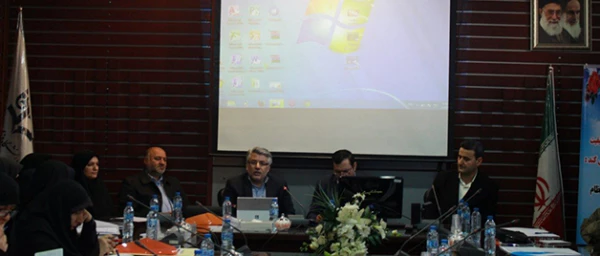 برگزاری هفتمین دوره ارزیابی درونی با حضور 40 نفر از مدیران گروه شش استان کشور در پردیس نسیبه تهران 4