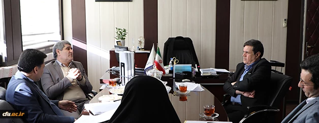 در نشست سرپرست دانشگاه فرهنگیان و  معاون تربیت بدنی و تندرستی وزارت آموزش و پرورش مطرح شد:

تدوین تفاهم نامه همکاری برای توسعه فعالیت های ورزشی دانشجویان و دانش آموزان 3