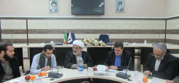 نشست صمیمی سرپرست دانشگاه فرهنگیان با اعضای بسیج دانشجویی پردیس آیت الله طالقانی(ره) قم 4