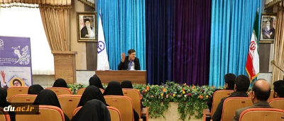 دکتر خنیفر در مراسم گرامیداشت ایام الله دهه فجر عنوان کرد:

انقلاب اسلامی حرکت به سمت دین، ارزش ها و فرهنگ بود