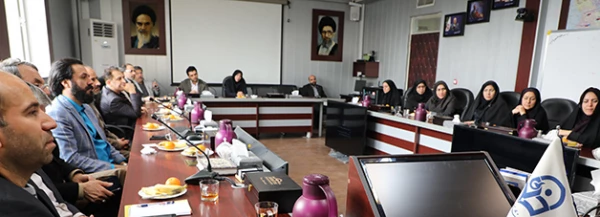 دکتر ساکی عنوان کرد:

حرکت برای ارتقاء کیفیت برنامه ها و اقدامات پژوهشی مسیری  بی انتهاء  است 3