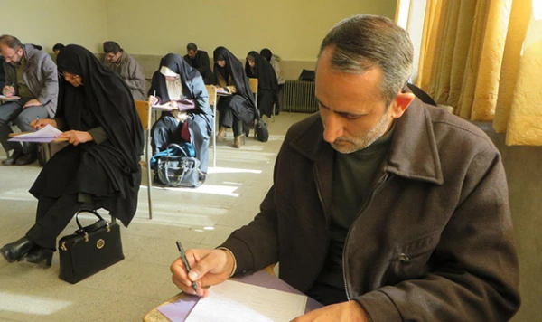 رقابت جذاب برترین های فرهنگی منطقه 10 دانشگاه فرهنگیان:

دومین جشنواره فرهنگی اجتماعی، ویژه ی (اعضای هیات علمی و کارکنان) به میزبانی پردیس شهید مقصودی همدان
 5