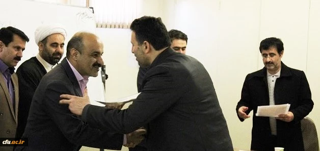 دردانشگاه فرهنگیان قزوین برگزارشد:

مراسم اختتامیه دومین جشنواره فرهنگی اجتماعی اساتید و کارکنان دانشگاه فرهنگیان منطقه 9کشور
 3