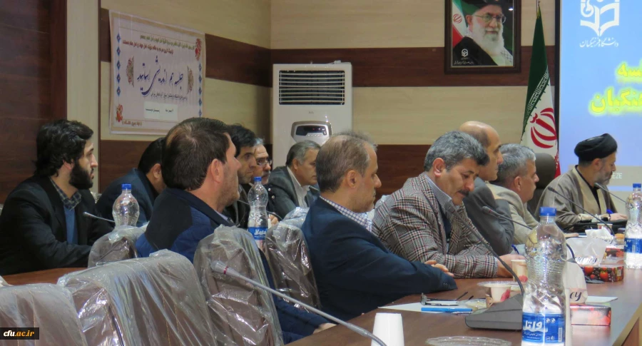 در جلسه هم اندیشی اساتید بررسی شد:

بررسی و تحلیل رخداد های اخیر کشور
 2