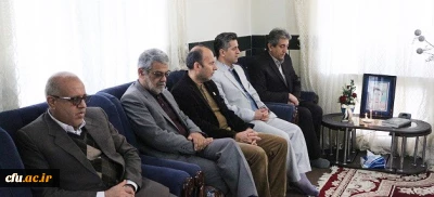 با حضور مدیر استانی انجام شد:

دیدار با خانواده شهدای دانشجو معلم استان گلستان به مناسبت گرامیداشت دهه فجر