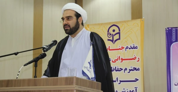 مدیر کل طرح و بررسی حراست کل کشور در افتتاحیه نشست مسئولان و کارشناسان حراست :

برنامه حراست دانشگاه فرهنگیان فرصت محور است،  تعامل گسترده با مخاطبین باعث پیشرفت امور می شود 10