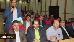 در ادامه برنامه های نشست مسئولان حراست در بندرعباس انجام شد:

 جلسه پرسش و پاسخ مدیر کل حراست با کارشناسان حراست پردیس ها و مراکز آموزش عالی دانشگاه فرهنگیان 3