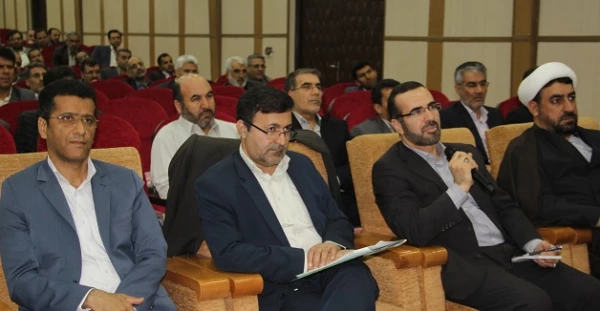 دکتر خنیفر سرپرست دانشگاه فرهنگیان در ارتباط با نشست مسئولین و کارشناسان حراست پردیس ها و مراکز عنوان کرد:

دانشگاه ما در بخش سلامت وصیانت از سالم ترین و کم آسیب ترین دانشگاه ها می باشد. 4