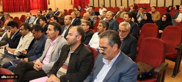 دکتر خنیفر در دوره بالندگی معاونان توسعه منابع و امور دانشجویی استان ها تاکید کرد:
ضرورت به روز کردن بررسی موارد خاص و الگو گیری از نمونه های موفق در این زمینه