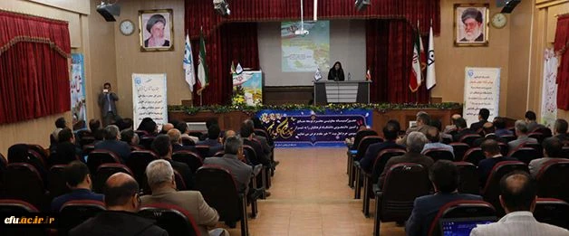 دکتر خنیفر در دوره بالندگی معاونان توسعه منابع و امور دانشجویی استان ها تاکید کرد:
ضرورت به روز کردن بررسی موارد خاص و الگو گیری از نمونه های موفق در این زمینه