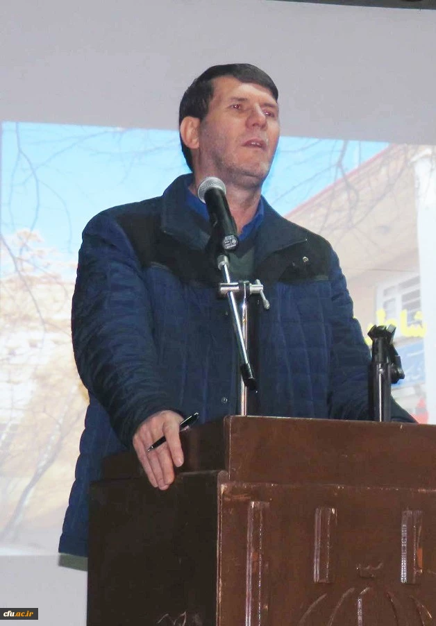 معاون آموزش ابتدائی اداره کل آموزش و پرورش آذربایجان شرقی در جمع مهارت آموزان ماده 28:

معلم یک تنه قادر است در جامعه جریان ساز باشد
 4