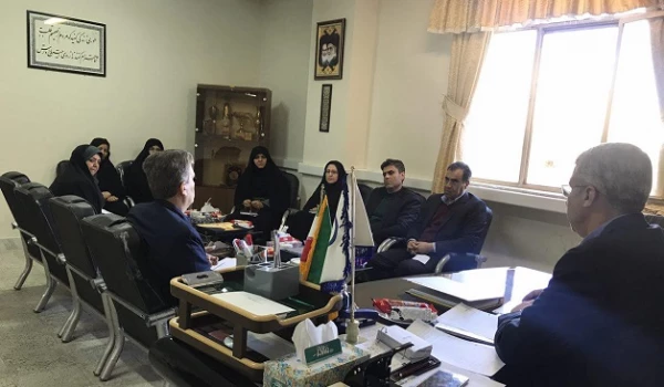 در دفتر مدیریت این پردیس زینب کبری (س) اراک برگزار شد:

اولین جلسه شورای هماهنگی فعالیت های فرهنگی سرای دانشجویی 
 2