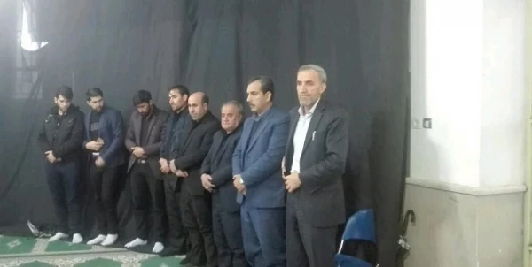 در دانشگاه فرهنگیان ایلام برگزار شد:

 مراسم یادبود زنده  یاد نجف عبدالهی 
 
 3