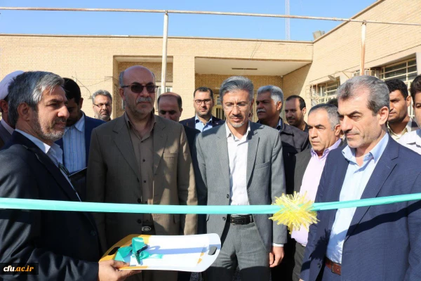 در پردیس حضرت رسول اکرم (ص) استان خوزستان  با حضور مسئولین دانشگاه:

مراسم افتتاح زمین چمن فوتسال برگزار شد