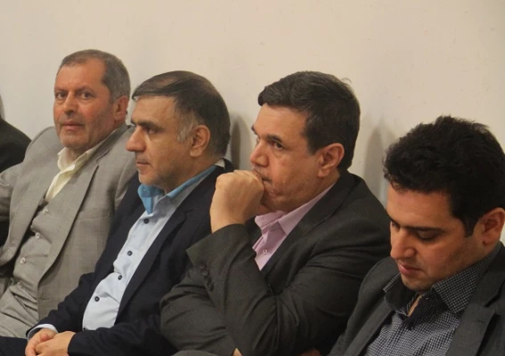 با حضور سرپرست دانشگاه فرهنگیان انجام شد:

دیدار مدیران استانی، پردیس ها و مراکز با امام جمعه بندر عباس 4