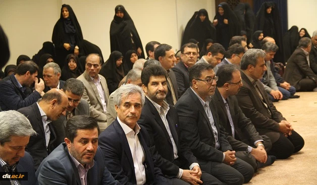 با حضور سرپرست دانشگاه فرهنگیان انجام شد:

دیدار مدیران استانی، پردیس ها و مراکز با امام جمعه بندر عباس 5