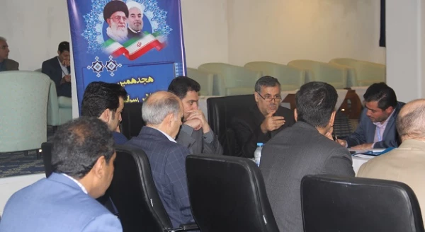 در هجدهمین اجلاس سرپرستان مدیریت، پردیس ها و مراکز:

تشکیل کارگروه های تخصصی معاونت های مختلف و دیدار با دانشجویان پردیس های بندر عباس 2