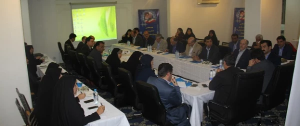 در هجدهمین اجلاس سرپرستان مدیریت، پردیس ها و مراکز:

تشکیل کارگروه های تخصصی معاونت های مختلف و دیدار با دانشجویان پردیس های بندر عباس 3