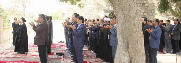 حجت الاسلام و المسلمین ابوترابی در اختتامیه اجلاس مدیران تاکید کرد

اهمیت برخورداری از اندیشه و تجربیات بازنشستگان تربیت معلم در مراکز تصمیم گیری 3