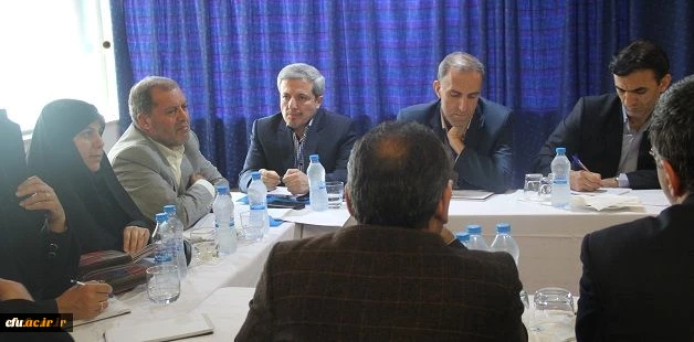 تشکیل کارگروه های تخصصی معاونت های مختلف و دیدار با دانشجومعلمان پردیس های بندر عباس