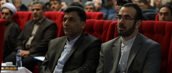 دلقندی در نشست مدیران استانی و سرپرستان پردیس ها و مراکز تاکید کرد: