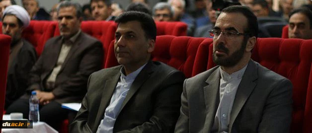 دلقندی در نشست مدیران استانی و سرپرستان پردیس ها و مراکز تاکید کرد: