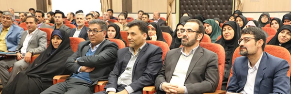 با  حضور سرپرست دانشگاه در دانشگاه فرهنگیان برگزارشد: 
همایش یادگیری نوین با استفاده از فناوری اطلاعات و افتتاح شبکه اجتماعی شمیم 3