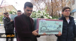 در شب شهادت حضرت فاطمه زهرا (س) برگزار شد:

مراسم وداع با پیکر دو شهید گمنام دفاع مقدس 3