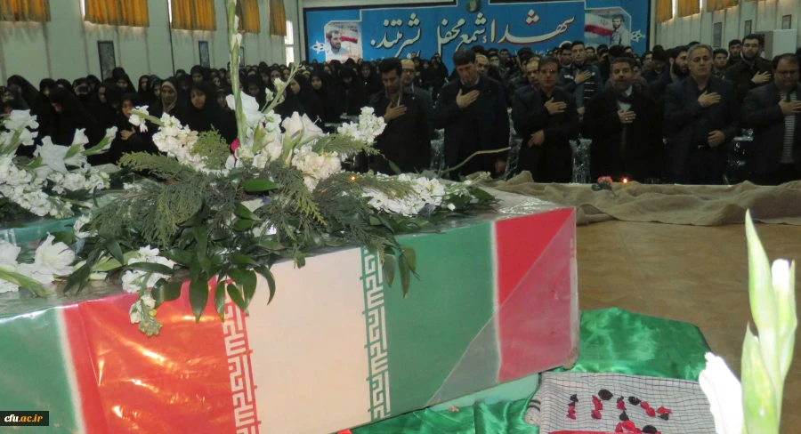 در شب شهادت حضرت فاطمه زهرا (س) برگزار شد:

مراسم وداع با پیکر دو شهید گمنام دفاع مقدس 4