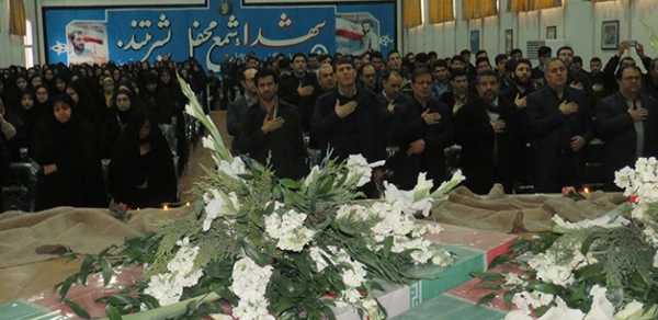 در شب شهادت حضرت فاطمه زهرا (س) برگزار شد:

مراسم وداع با پیکر دو شهید گمنام دفاع مقدس 5