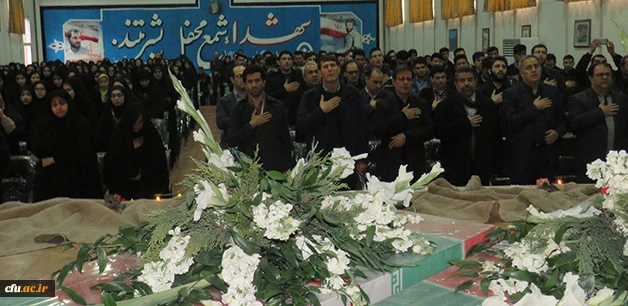 در شب شهادت حضرت فاطمه زهرا (س) برگزار شد:

مراسم وداع با پیکر دو شهید گمنام دفاع مقدس 5