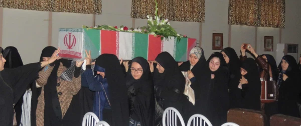 در شب شهادت حضرت فاطمه زهرا (س) برگزار شد:

مراسم وداع با پیکر دو شهید گمنام دفاع مقدس 9