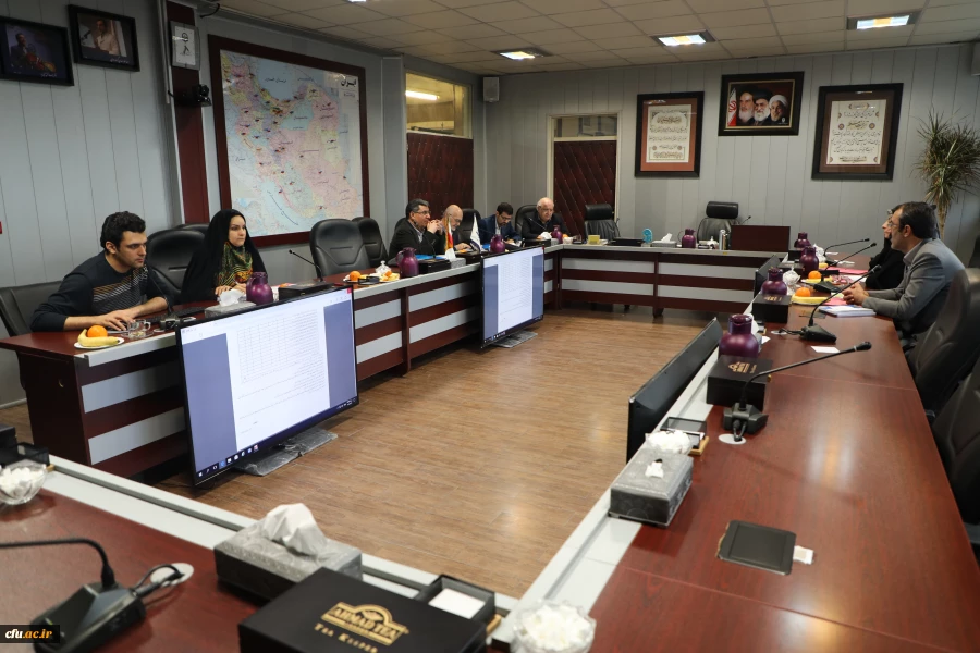 نشست هیأت تحریریه فصلنامه علمی پژوهشی مطالعات آموزشی و آموزشگاهی 4