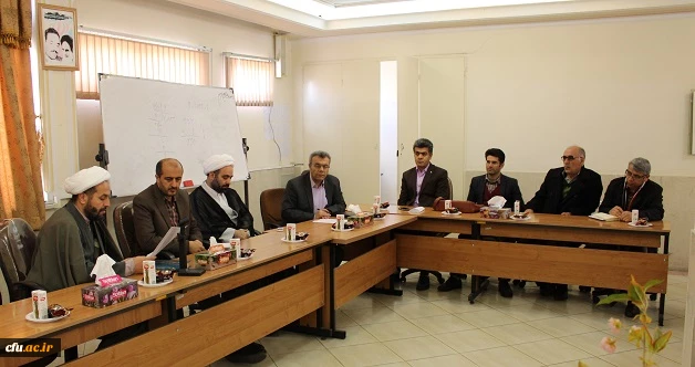 نشست بسیج اساتید دانشگاه فرهنگیان استان قزوین باحضور مسئول بسیج استان 3