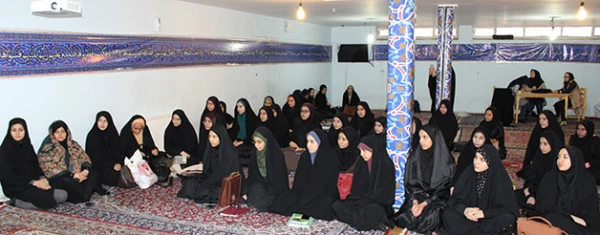 درپردیس بنت الهدی صدر قزوین  برگزار شد:

جلسه توجیهی جشنواره بیست و هشتم  فرهنگی هنری دانشجومعلمان
 2