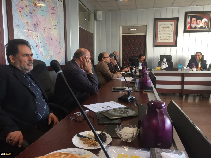 برگزاری جلسه بررسی نهایی نتایج انتخاب کارمند نمونه در سالن شهید چمران سازمان مرکزی دانشگاه فرهنگیان با حضور مشاور عالی ریاست دانشگاه 7