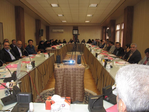 به میزبانی مدیریت امورپردیس های استان مازندران:

 دوره بالندگی حرفه ای سرپرستان سراهای دانشجویی منطقه هشت دانشگاه فرهنگیان  برگزار شد