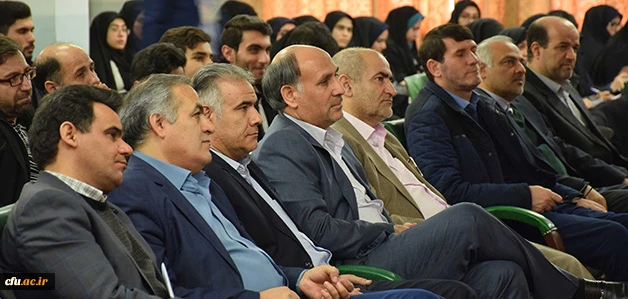 دکتر نجفی در جمع دانشجومعلمان دانشگاه فرهنگیان آذربایجان شرقی:

دانشگاه فرهنگیان می تواند مرکز ثقل نظام تعلیم و تربیت کشور باشد
 7